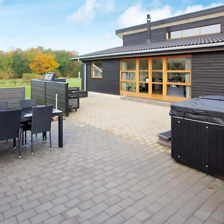 Four-bedroom Holiday In Hemmet 16 Vakantiehuis