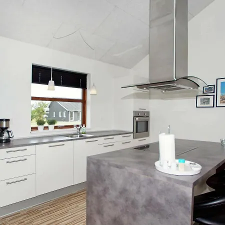 Four-bedroom Holiday In Hemmet 16 Falen