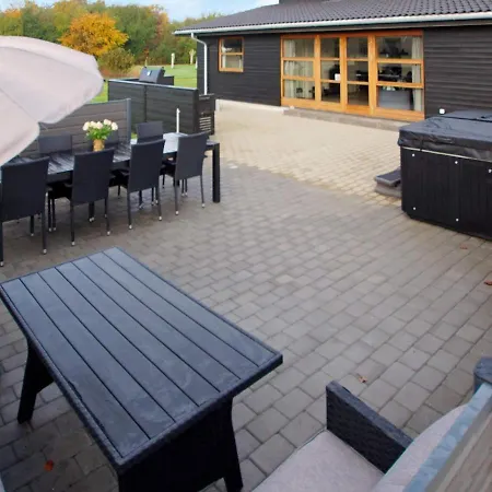Four-bedroom Holiday In Hemmet 16 * Falen