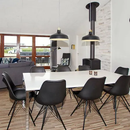 Four-bedroom Holiday In Hemmet 16 Vakantiehuis Falen