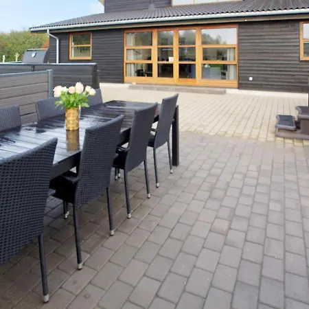 Four-bedroom Holiday In Hemmet 16 Vakantiehuis Falen