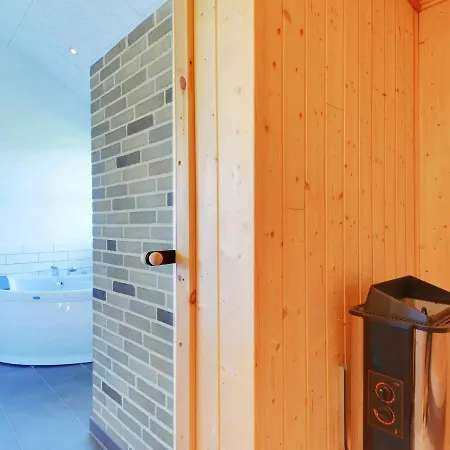 Four-bedroom Holiday In Hemmet 16 *
